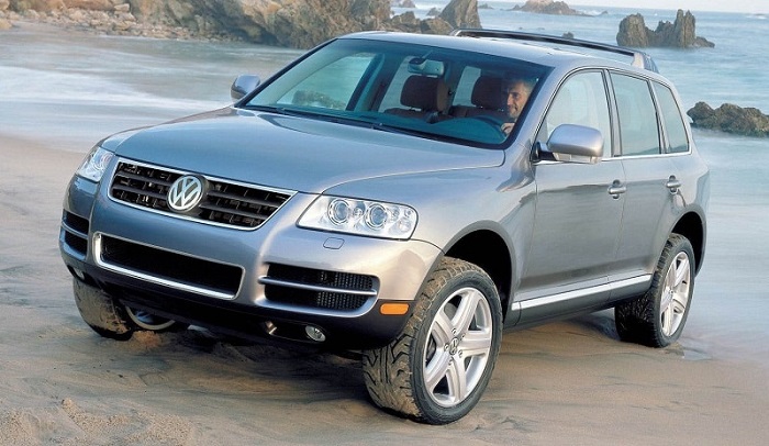 Volkswagen Touareg снабжен мощным мотором и надежной КПП/ Фото: avtocod.ru Volkswagen Touareg снабжен мощным мотором и надежной КПП/ Фото: avtocod.ru