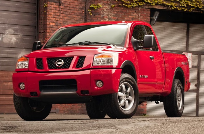Nissan Titan 2013 года рассчитан на 6 человек/ Фото: edmunds.com Nissan Titan 2013 года рассчитан на 6 человек/ Фото: edmunds.com