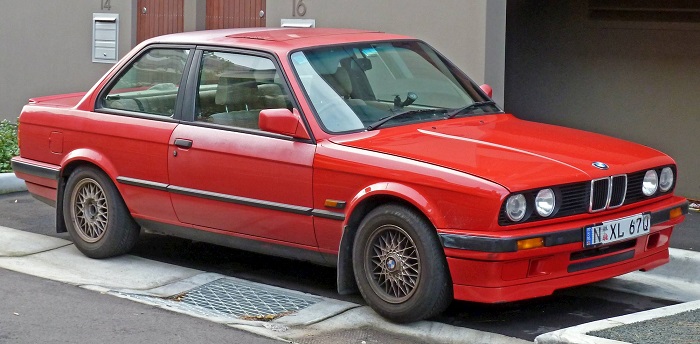 Экземпляр BMW 3 Series 325i 1990 года проехал около 1,67 млн км/ Фото: carspecs.us Экземпляр BMW 3 Series 325i 1990 года проехал около 1,67 млн км/ Фото: carspecs.us
