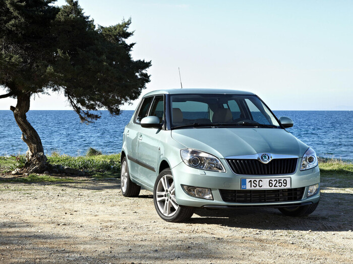 Skoda Fabia II имеет определенные проблемы с шумоизоляцией/ Фото: auto.mail.ru Skoda Fabia II имеет определенные проблемы с шумоизоляцией/ Фото: auto.mail.ru