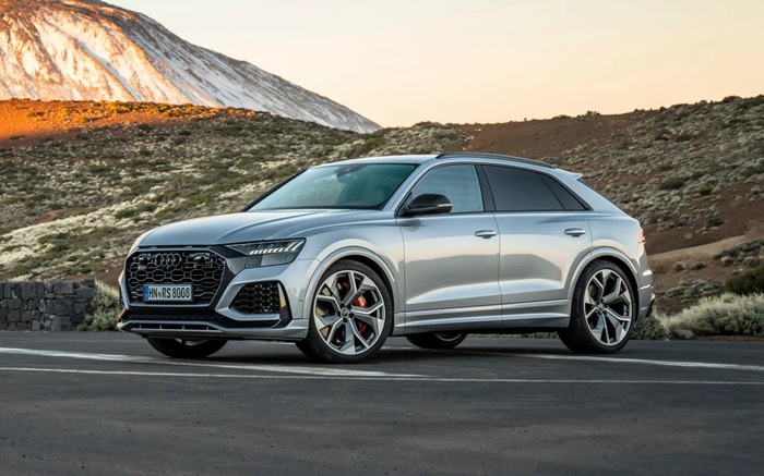 Audi RS Q8 до «сотни» разгоняется за 3,8 секунды/ Фото: auto.ru Audi RS Q8 до «сотни» разгоняется за 3,8 секунды/ Фото: auto.ru
