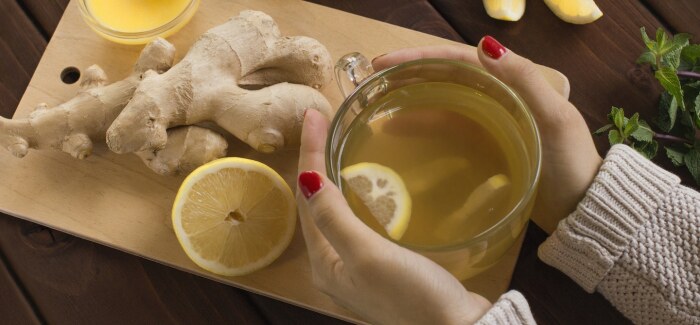 Имбирь также помогает в борьбе с простудой. Фото: humnutrition.com. Имбирь также помогает в борьбе с простудой. Фото: humnutrition.com.