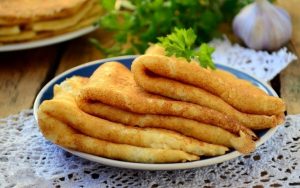 Постные блинчики с начинкой из картофеля
