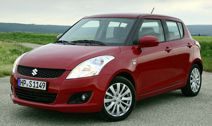 Suzuki Swift стоит около 400 тыс. рублей/ Фото: auto.ironhorse.ru Suzuki Swift стоит около 400 тыс. рублей/ Фото: auto.ironhorse.ru