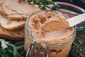 Паштет из печени индейки с маслом