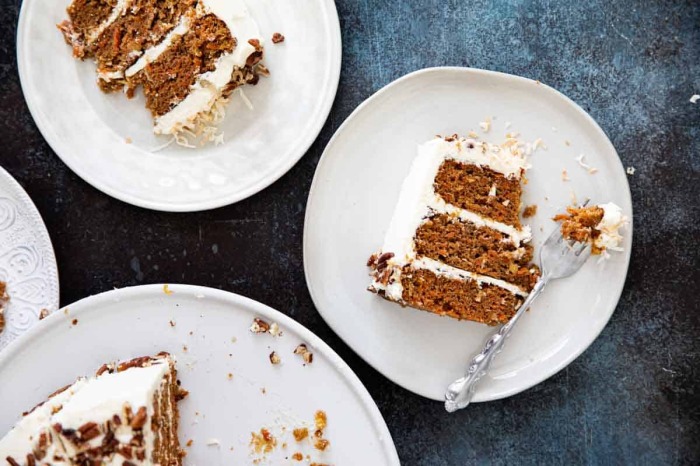 Лёгкий и воздушный морковный торт. Фото: tasteandtellblog.com. Лёгкий и воздушный морковный торт. Фото: tasteandtellblog.com.
