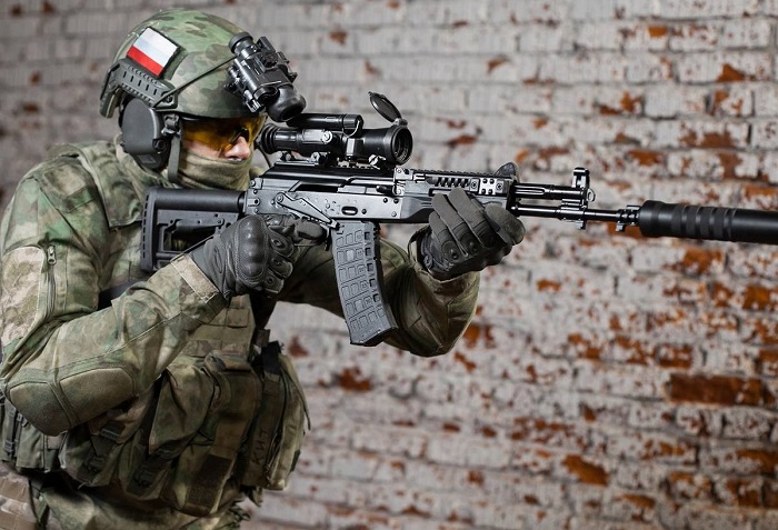 АК-12 на вооружении российской армии. Фото: fotoxcom.ru АК-12 на вооружении российской армии. Фото: fotoxcom.ru
