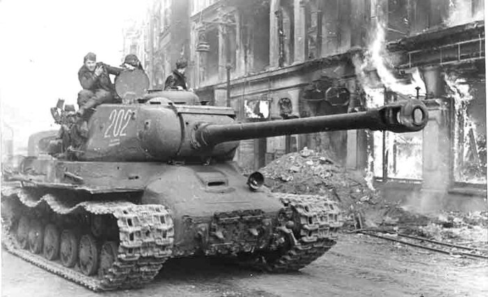 ИС-2 был одним из самых мощных советских танков/ Фото: parkpatriot.ru ИС-2 был одним из самых мощных советских танков/ Фото: parkpatriot.ru