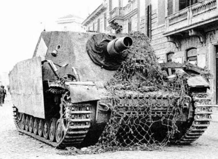 150-мм Брумбар. |Фото: Pinterest. 150-мм Брумбар. |Фото: Pinterest.