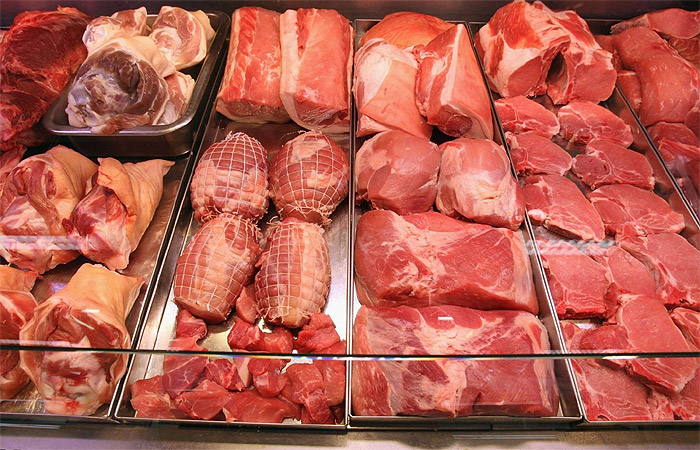 В состав колбасы входит не только мясо, но и субпродукты / Фото: totul.md В состав колбасы входит не только мясо, но и субпродукты / Фото: totul.md