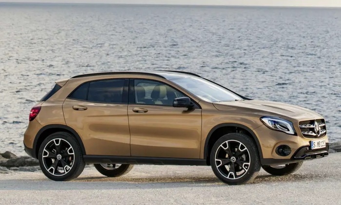 Mercedes GLA доступен с передним и полным приводом/ Фото: tarantas.news Mercedes GLA доступен с передним и полным приводом/ Фото: tarantas.news