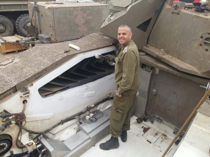 На Западе полагаются на так называемые отражающие элементы. ¦Фото: defencetalk.com. На Западе полагаются на так называемые отражающие элементы. ¦Фото: defencetalk.com.