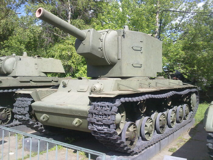 КВ-2 был очень медленным и не слишком маневренным/ Фото: wikimedia.org КВ-2 был очень медленным и не слишком маневренным/ Фото: wikimedia.org