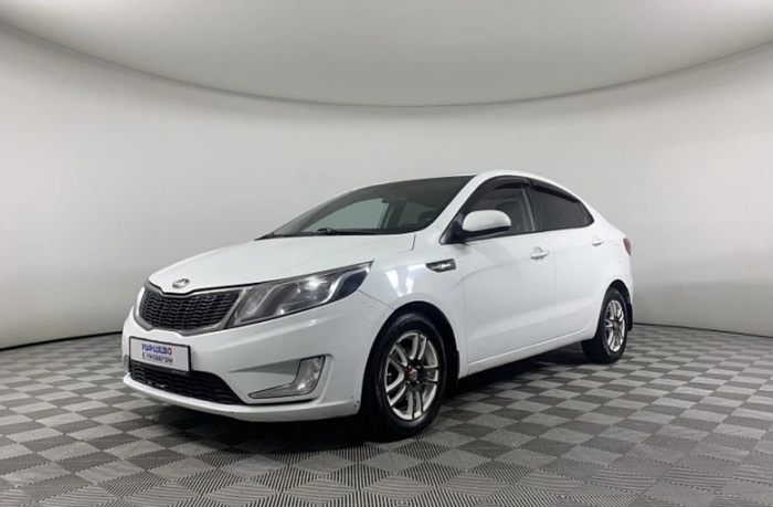 Kia Rio в 2023 году покупали чаще, чем европейские и американские модели/ Фото: tradein-kuntsevo.ru Kia Rio в 2023 году покупали чаще, чем европейские и американские модели/ Фото: tradein-kuntsevo.ru