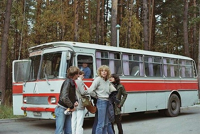 Многим гражданам казалось, что обычный автобус гораздо безопаснее/ Фото: pikabu.monster Многим гражданам казалось, что обычный автобус гораздо безопаснее/ Фото: pikabu.monster