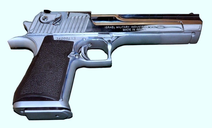 Desert Eagle практически не имеет аналогов по убойной силе/ Фото: weapon.fandom.com Desert Eagle практически не имеет аналогов по убойной силе/ Фото: weapon.fandom.com