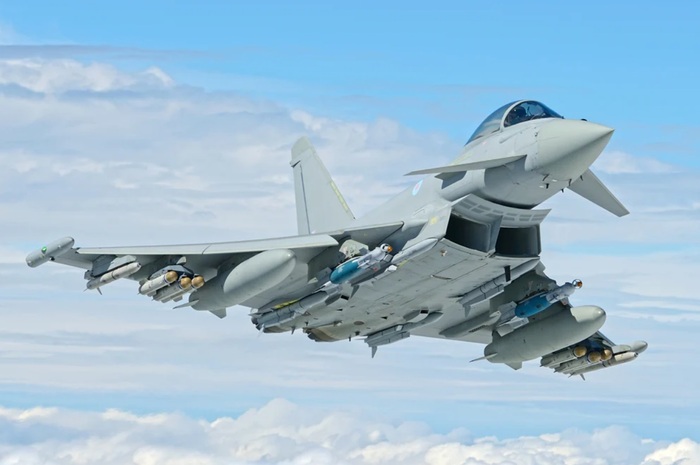 Eurofighter Typhoon известен на нескольких континентах/ Фото: avi-8.com Eurofighter Typhoon известен на нескольких континентах/ Фото: avi-8.com