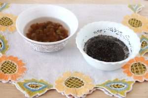 Творожная пасха с маком, корицей и изюмом