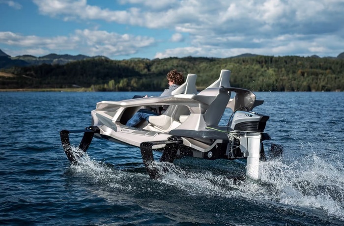 Корпус Quadrofoil Q2S сделан из композитных материалов/ Фото: newatlas.com