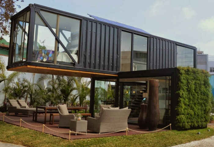 Casa Reciclada построен из двух 20-футовых и одного 40-футового транспортных контейнеров. | Фото: discovercontainers.com. Casa Reciclada построен из двух 20-футовых и одного 40-футового транспортных контейнеров. | Фото: discovercontainers.com.