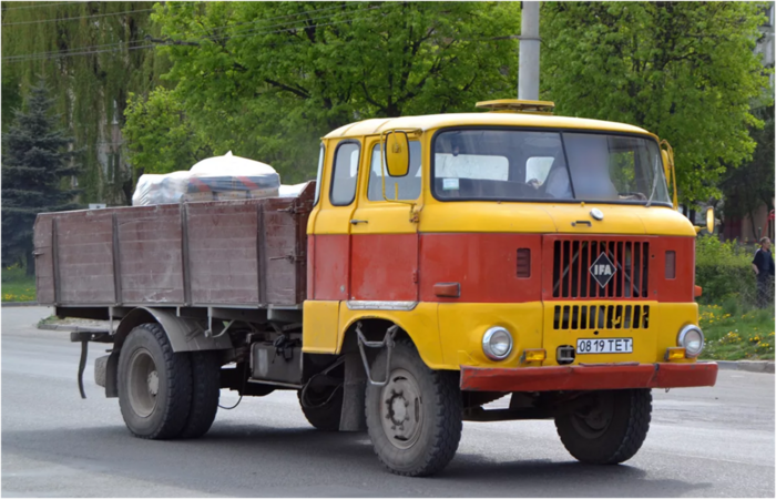 Грузовик IFA W50L / Фото: flectone.ru Грузовик IFA W50L / Фото: flectone.ru