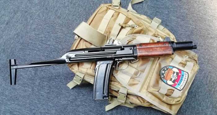 Малогабаритный пистолет-пулемет АО46/ Фото: guns.ru Малогабаритный пистолет-пулемет АО46/ Фото: guns.ru
