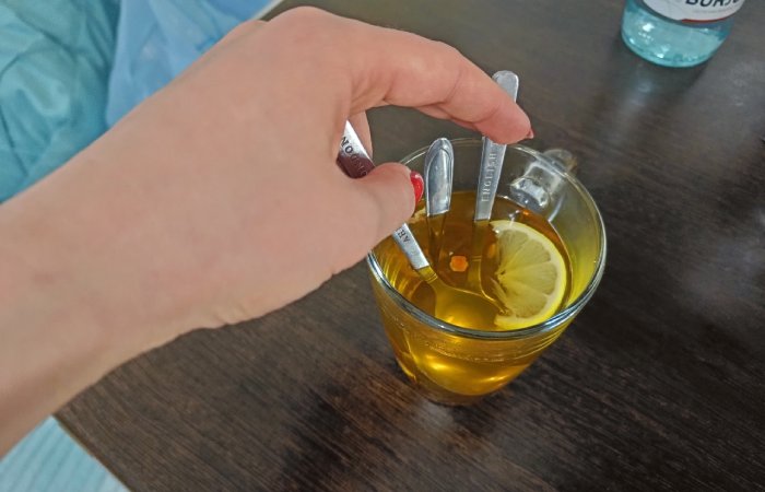 Чайные ложки быстро остудят горячий напиток! Чайные ложки быстро остудят горячий напиток!