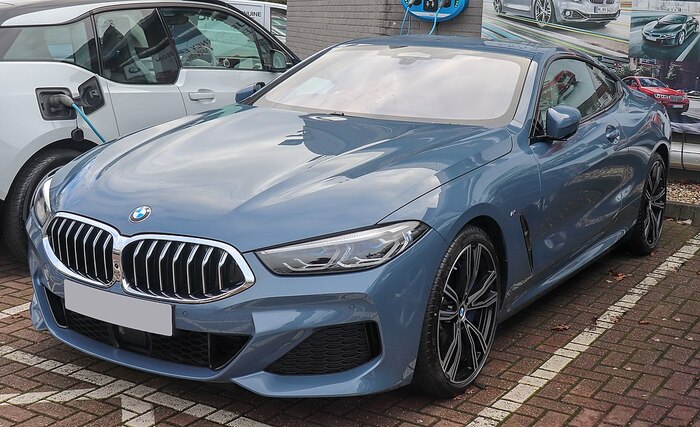 BMW 8-Series Gran Coupe оснащен мотором объемом 4,4 литра/ Фото: wikimedia.org BMW 8-Series Gran Coupe оснащен мотором объемом 4,4 литра/ Фото: wikimedia.org