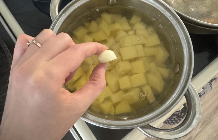 Чеснок раскроет вкус и аромат картофеля! Чеснок раскроет вкус и аромат картофеля!