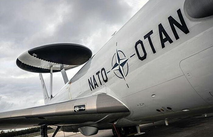 Самолёт AWACS НАТО./ Фото: korrespondent.net Самолёт AWACS НАТО./ Фото: korrespondent.net