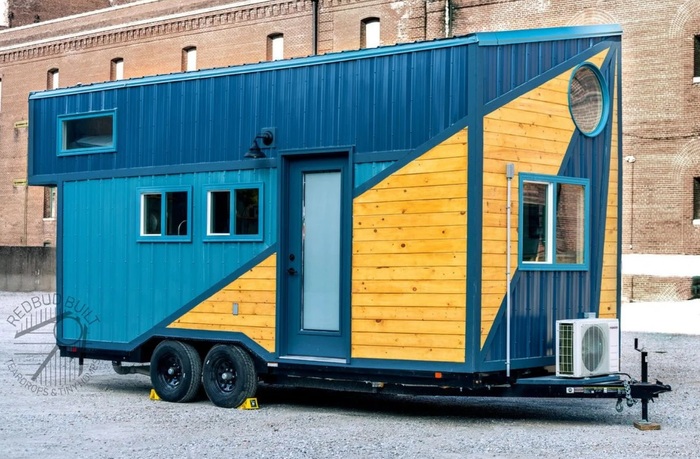 Дом в геометрическом дизайне имеет все необходимое для жизни/ Фото: tinyhomebuilders.com Дом в геометрическом дизайне имеет все необходимое для жизни/ Фото: tinyhomebuilders.com