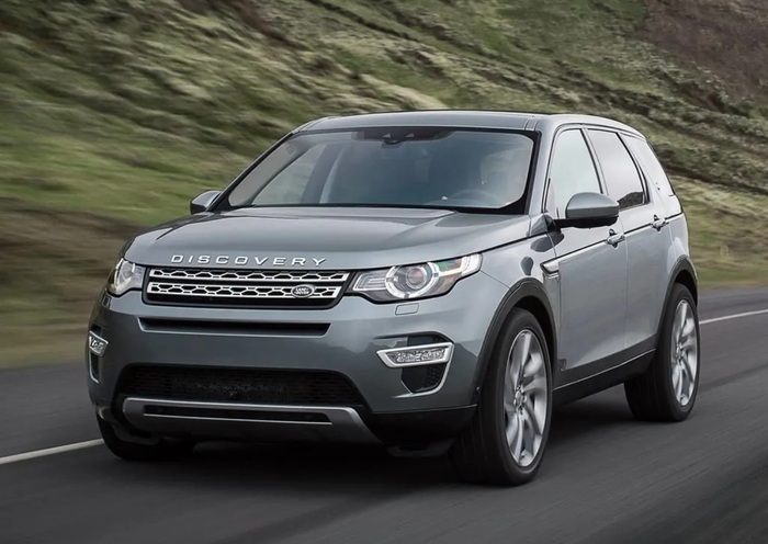 Land Rover Discovery Sport имеет проблемы с электрической и выхлопной системами/ Фото: drom.ru