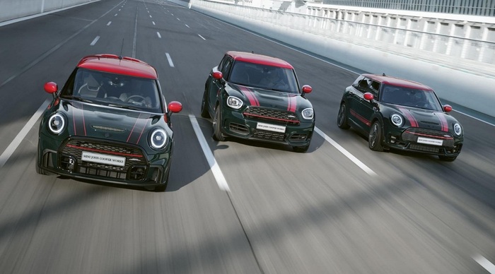Mini Cooper через три года может стоить 3,42 млн рублей против первоначальных почти 6 млн рублей/ Фото: kodixauto.ru