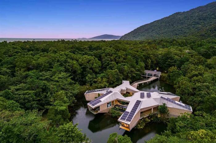 Сюрреалистичный гостевой дом Alkira Resort House (Квинсленд, Австралия). | Фото: mansionglobal.com. Сюрреалистичный гостевой дом Alkira Resort House (Квинсленд, Австралия). | Фото: mansionglobal.com.