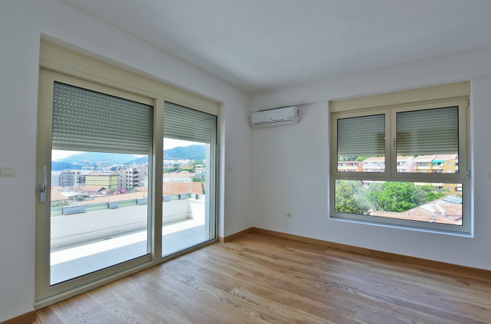 Так и живут без подоконников /Фото:value1estates.com Так и живут без подоконников /Фото:value1estates.com