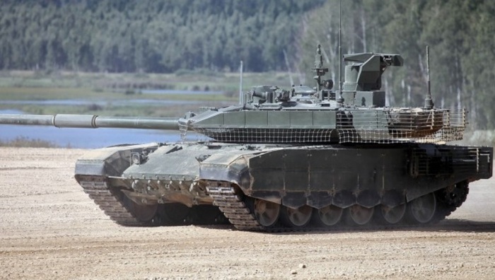 Танк Т-90 снабжен усовершенствованной пушкой/ Фото: zavtra.ru Танк Т-90 снабжен усовершенствованной пушкой/ Фото: zavtra.ru