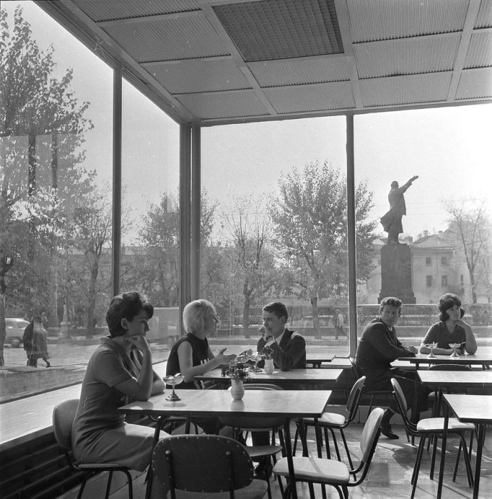 Рестораны в атмосфере аэропортов стали появляться в 1970-х. /Фото: irk.ru Рестораны в атмосфере аэропортов стали появляться в 1970-х. /Фото: irk.ru
