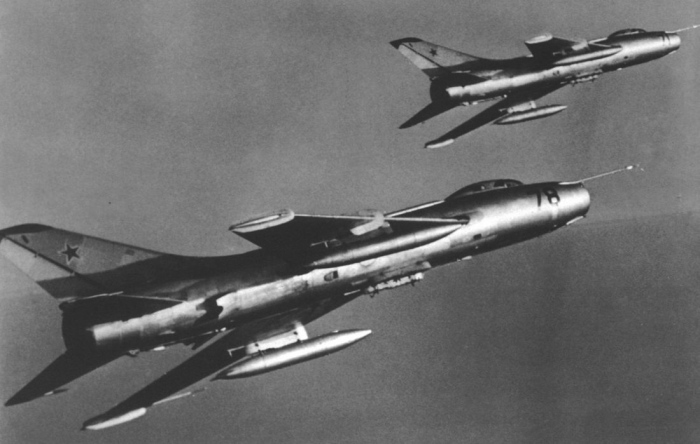А вот Су-7 вышел машиной спорной. /Фото: war-book.ru. А вот Су-7 вышел машиной спорной. /Фото: war-book.ru.