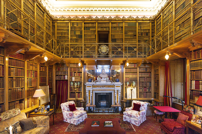 Внутри замка Алник/ Фото: discoverbritainmag.com Внутри замка Алник/ Фото: discoverbritainmag.com