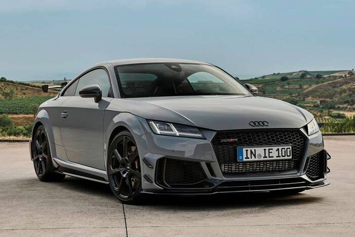 Audi TT, маневренный и динамичный/ Фото: allcarz.ru Audi TT, маневренный и динамичный/ Фото: allcarz.ru