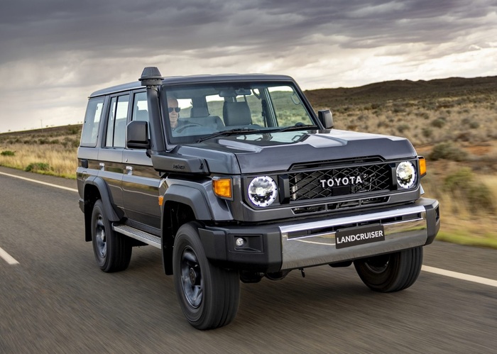 Рестайлинговая версия Toyota Land Cruiser 70/ Фото: viktoriya-sa.ru Рестайлинговая версия Toyota Land Cruiser 70/ Фото: viktoriya-sa.ru