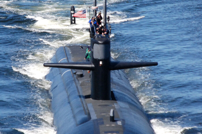 Субмарина класса Los Angeles/ Фото: military.com Субмарина класса Los Angeles/ Фото: military.com