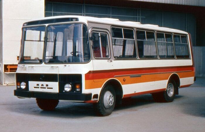 Автобус 1989 года производства / Фото: polinka.top Автобус 1989 года производства / Фото: polinka.top