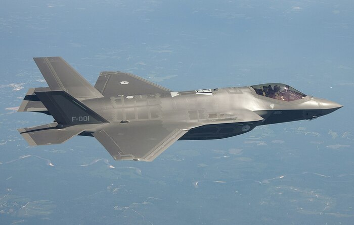 Самолет-невидимка F-35 Lightning II/ Фото: wikimedia.org Самолет-невидимка F-35 Lightning II/ Фото: wikimedia.org