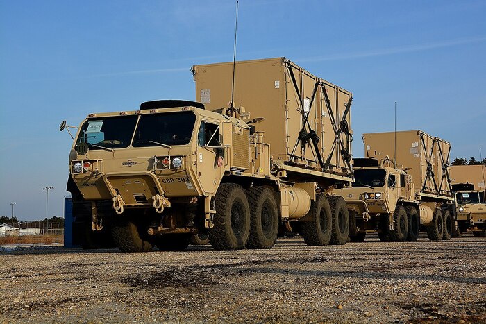 Oshkosh HEMTT выпускается с 1982 года/ Фото: wikimedia.org Oshkosh HEMTT выпускается с 1982 года/ Фото: wikimedia.org