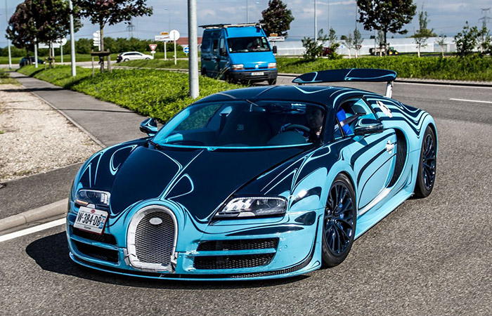 Bugatti Veyron./ Фото: benzovoz.net