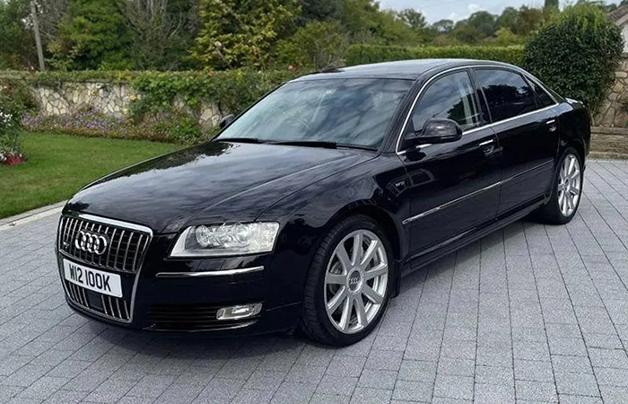 Audi A8 W12./ Фото: pistonheads.com Audi A8 W12./ Фото: pistonheads.com
