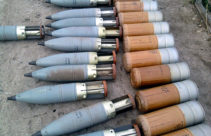 Боеприпасы с полусгораемой гильзой./ Фото: bigbookname.com Боеприпасы с полусгораемой гильзой./ Фото: bigbookname.com