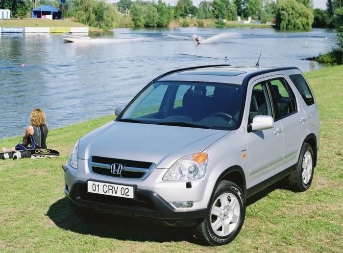 Honda CR-V снабжен двухсторонней оцинковкой/ Фото: drom.ru Honda CR-V снабжен двухсторонней оцинковкой/ Фото: drom.ru