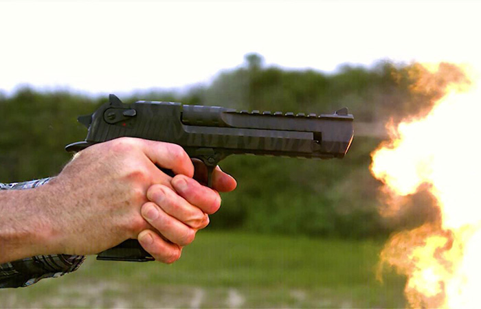 Desert Eagle./ Фото: topwar.ru Desert Eagle./ Фото: topwar.ru